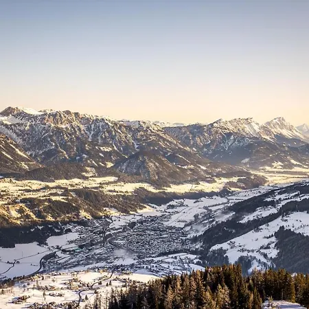 Forsterhof هاوس إم إنيستال